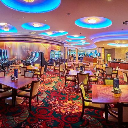 Casino&Hotel Admiral Alzbetin เชเลซนารูดา ภายนอก รูปภาพ